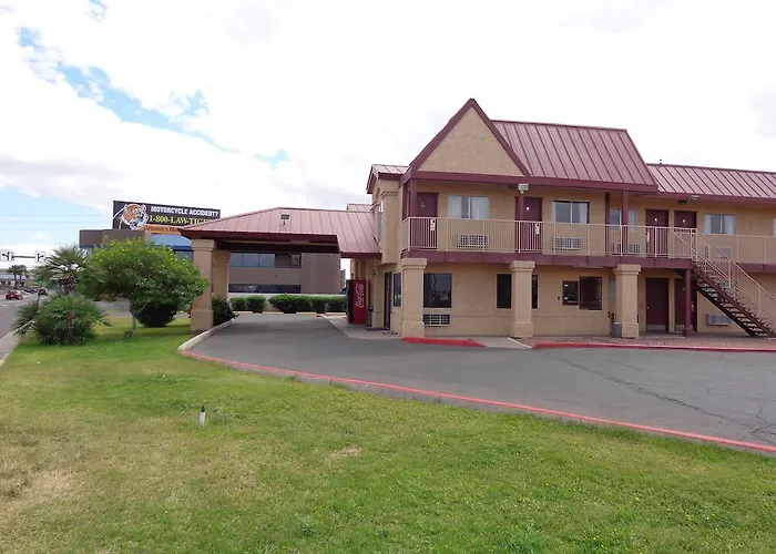 Knights At N Black Canyon Hwy Motel