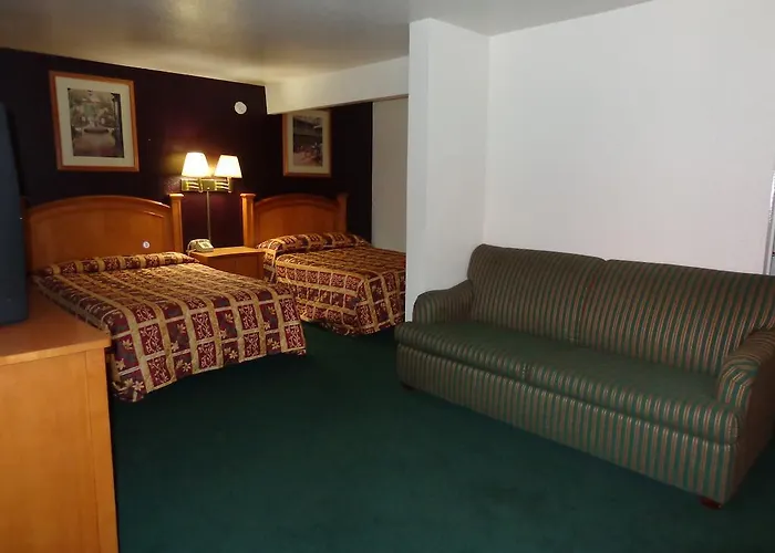 Motel Knights At N Black Canyon Hwy