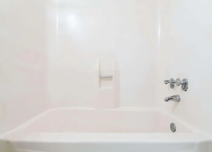Americas Best Value Inn North Black Canyon Hwy